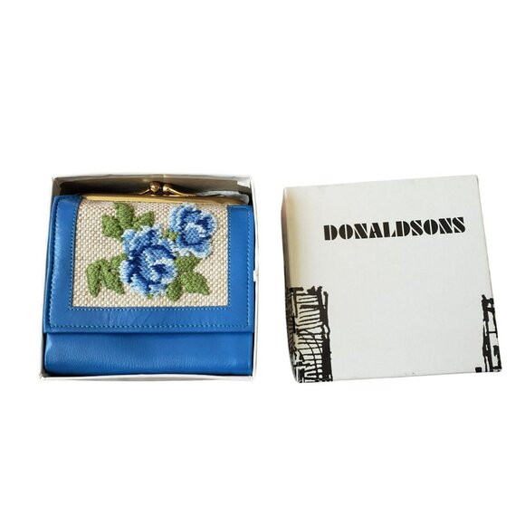 Vintage Princess Gardner Blue Gold Floral Needlepoint French Leather Wallet - Picture 10 of 10